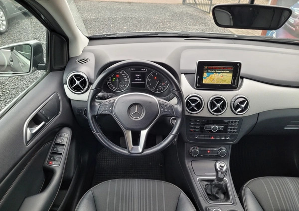 Mercedes-Benz Klasa B cena 47000 przebieg: 131000, rok produkcji 2013 z Łowicz małe 781